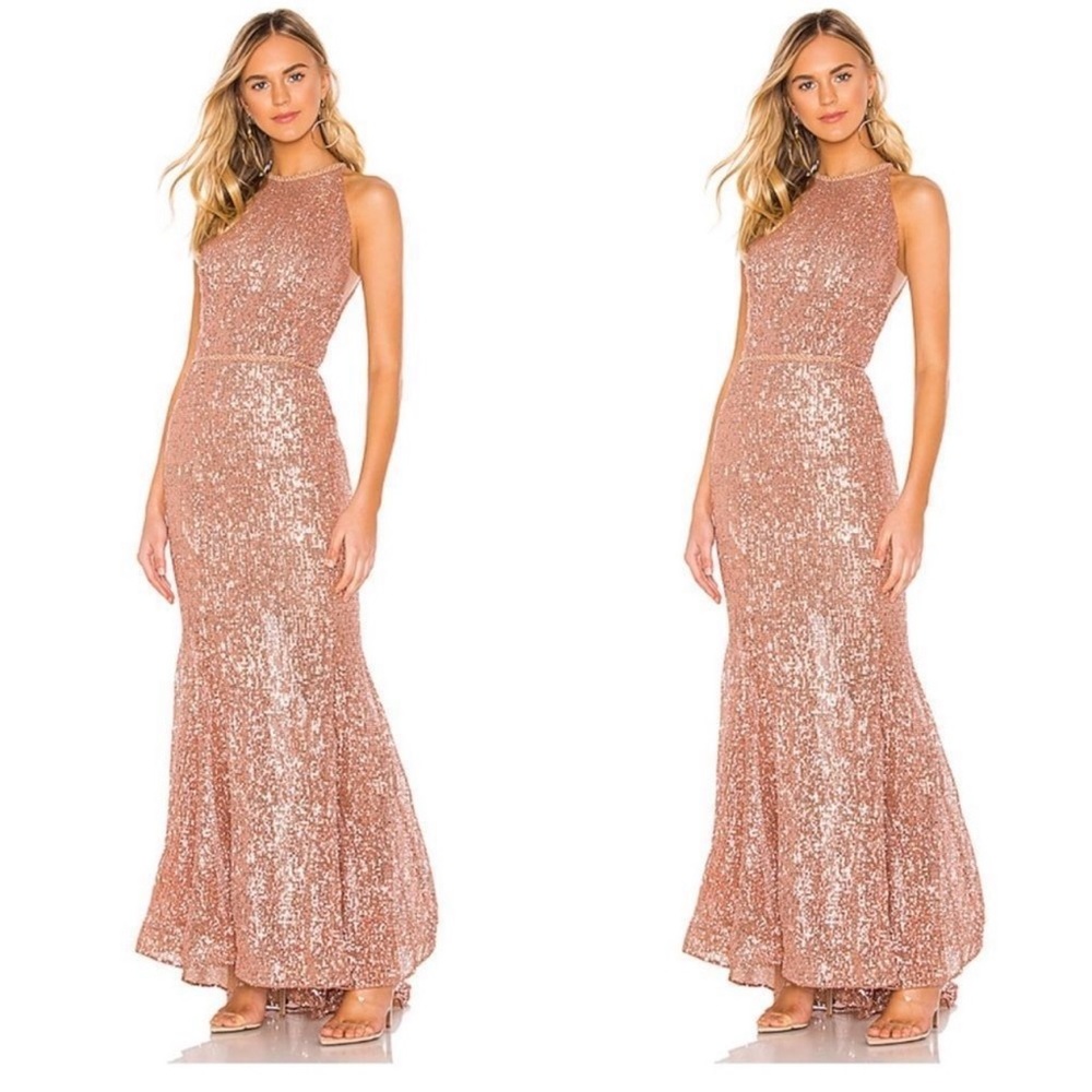 💯 Moon Gown in Bronze
Bronx and Banco